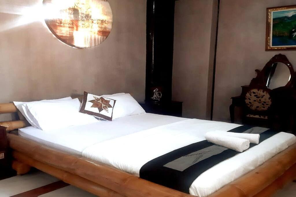 The Reinhold Guesthouse Bali Kerobokan Esterno foto
