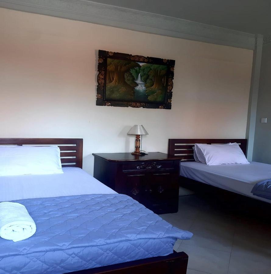The Reinhold Guesthouse Bali Kerobokan Esterno foto