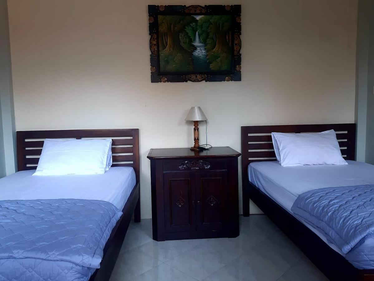 The Reinhold Guesthouse Bali Kerobokan Esterno foto