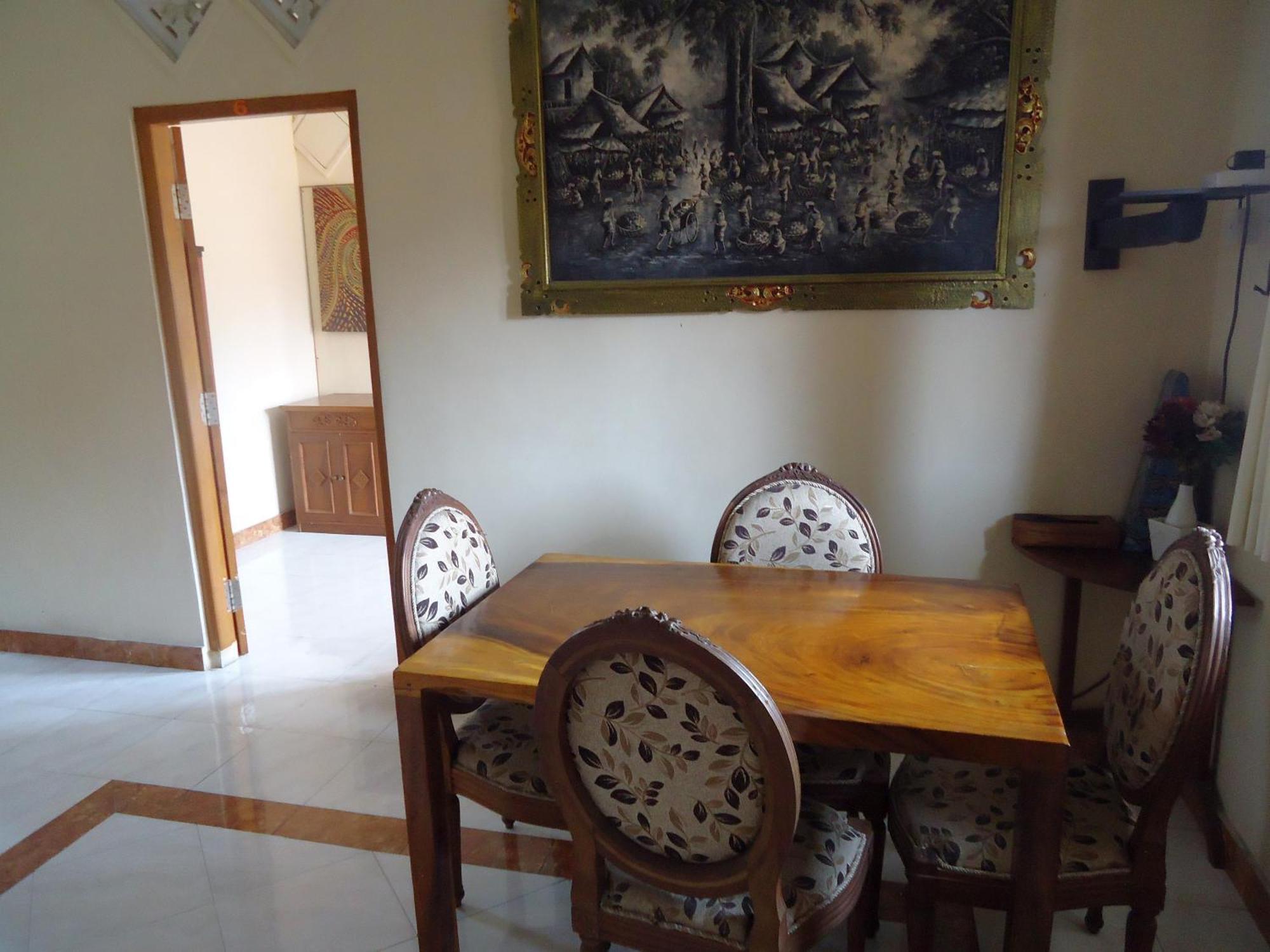 The Reinhold Guesthouse Bali Kerobokan Esterno foto