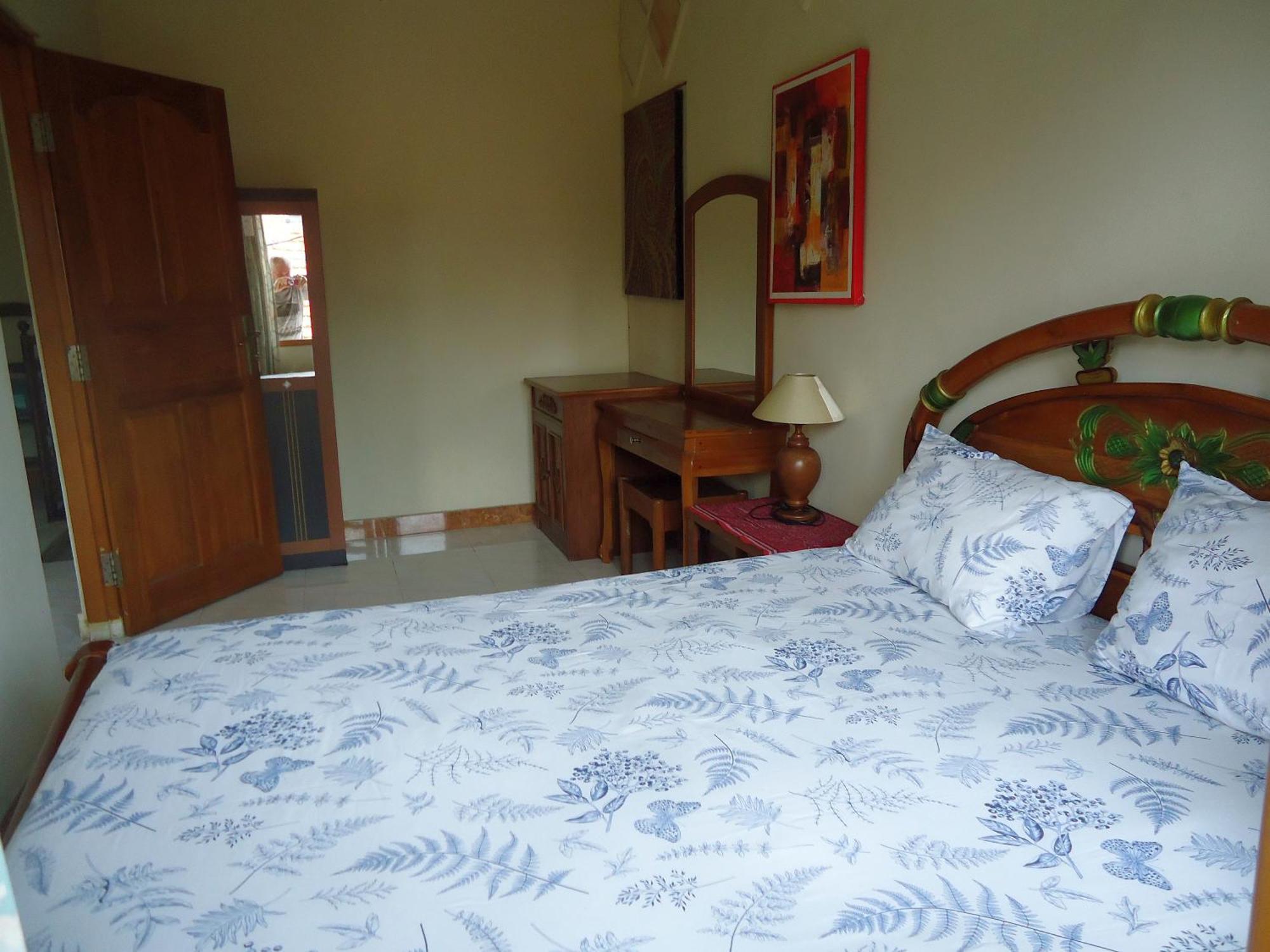 The Reinhold Guesthouse Bali Kerobokan Esterno foto