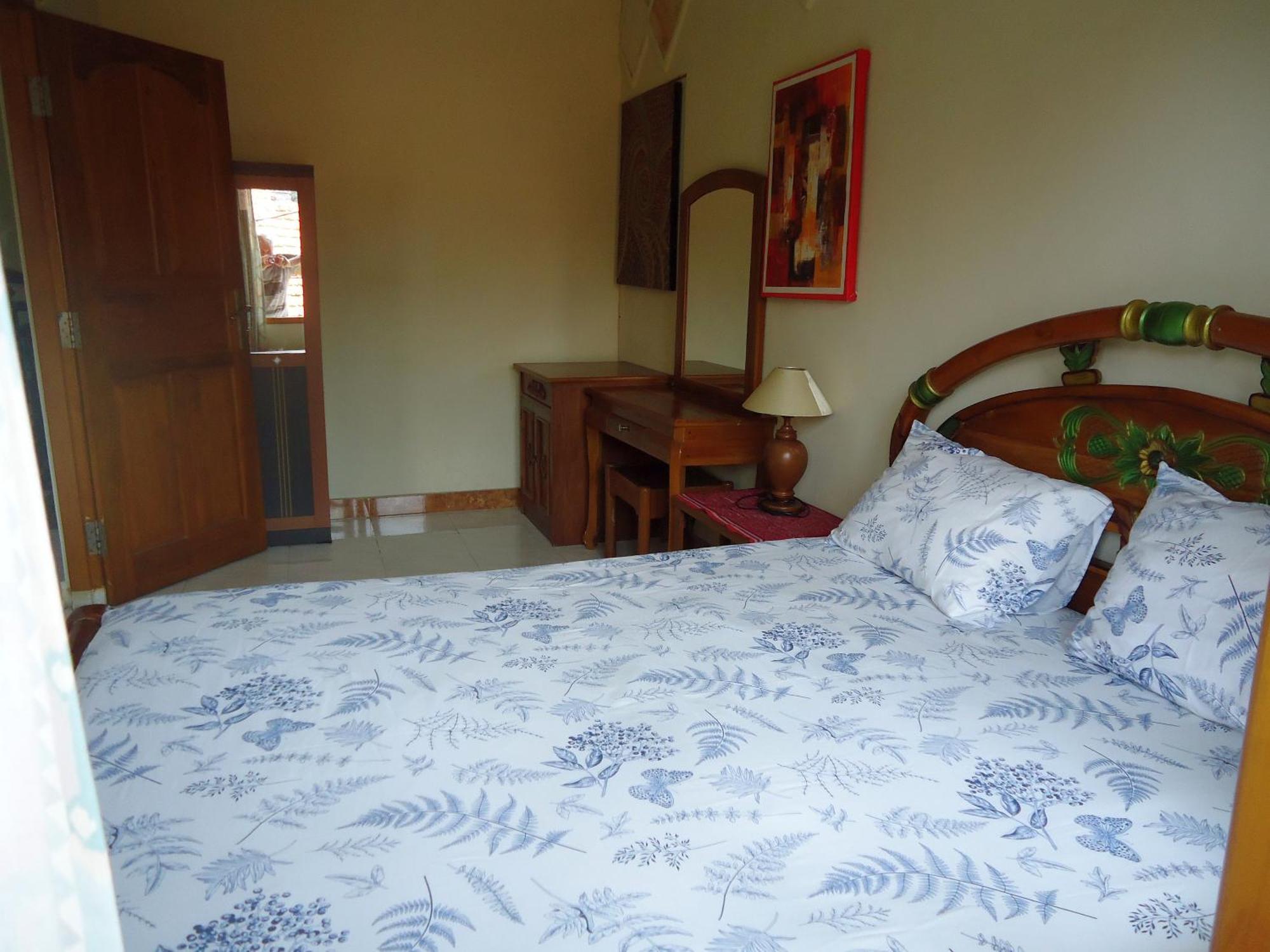 The Reinhold Guesthouse Bali Kerobokan Esterno foto