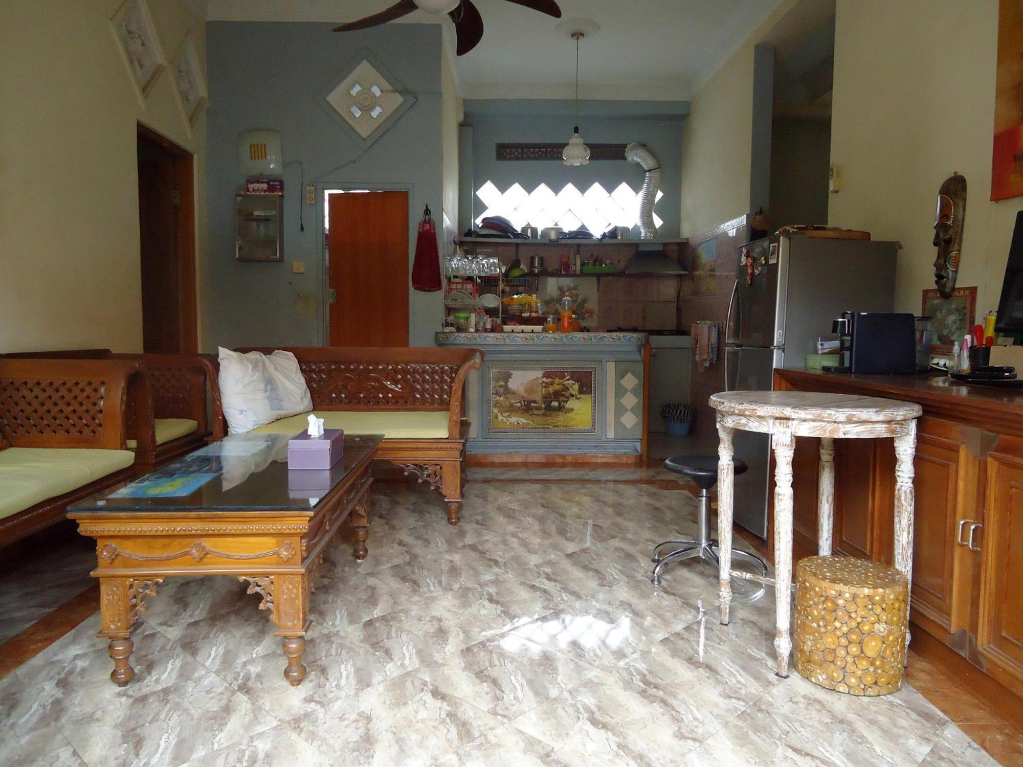 The Reinhold Guesthouse Bali Kerobokan Esterno foto