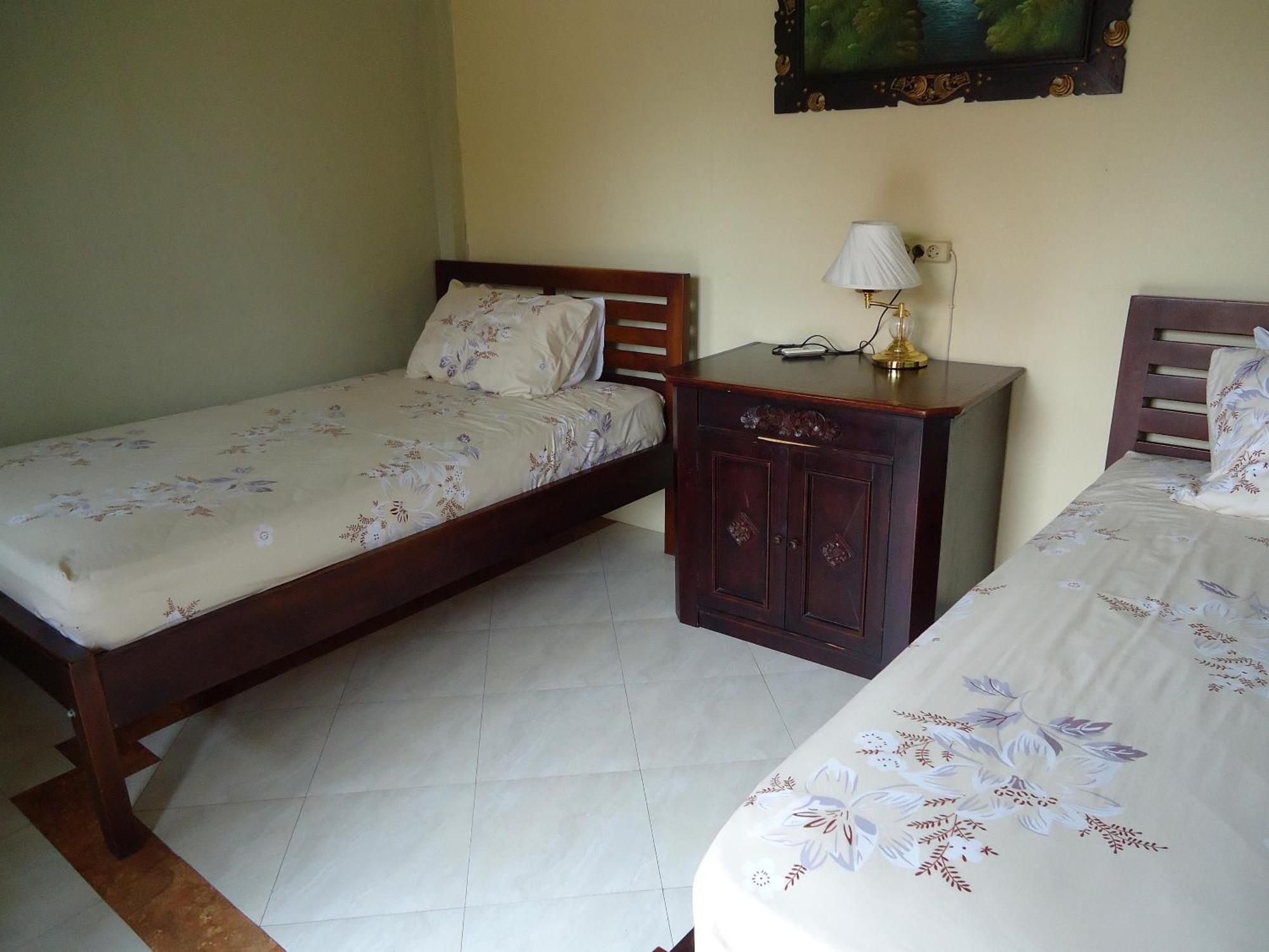 The Reinhold Guesthouse Bali Kerobokan Esterno foto