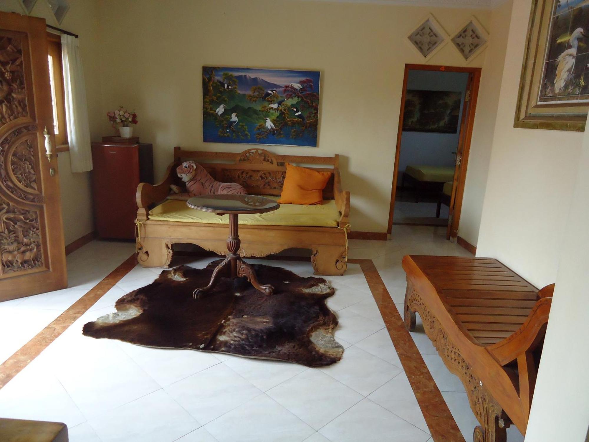 The Reinhold Guesthouse Bali Kerobokan Esterno foto