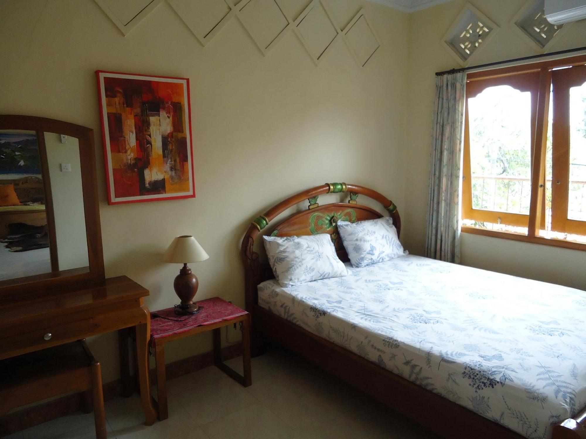 The Reinhold Guesthouse Bali Kerobokan Esterno foto