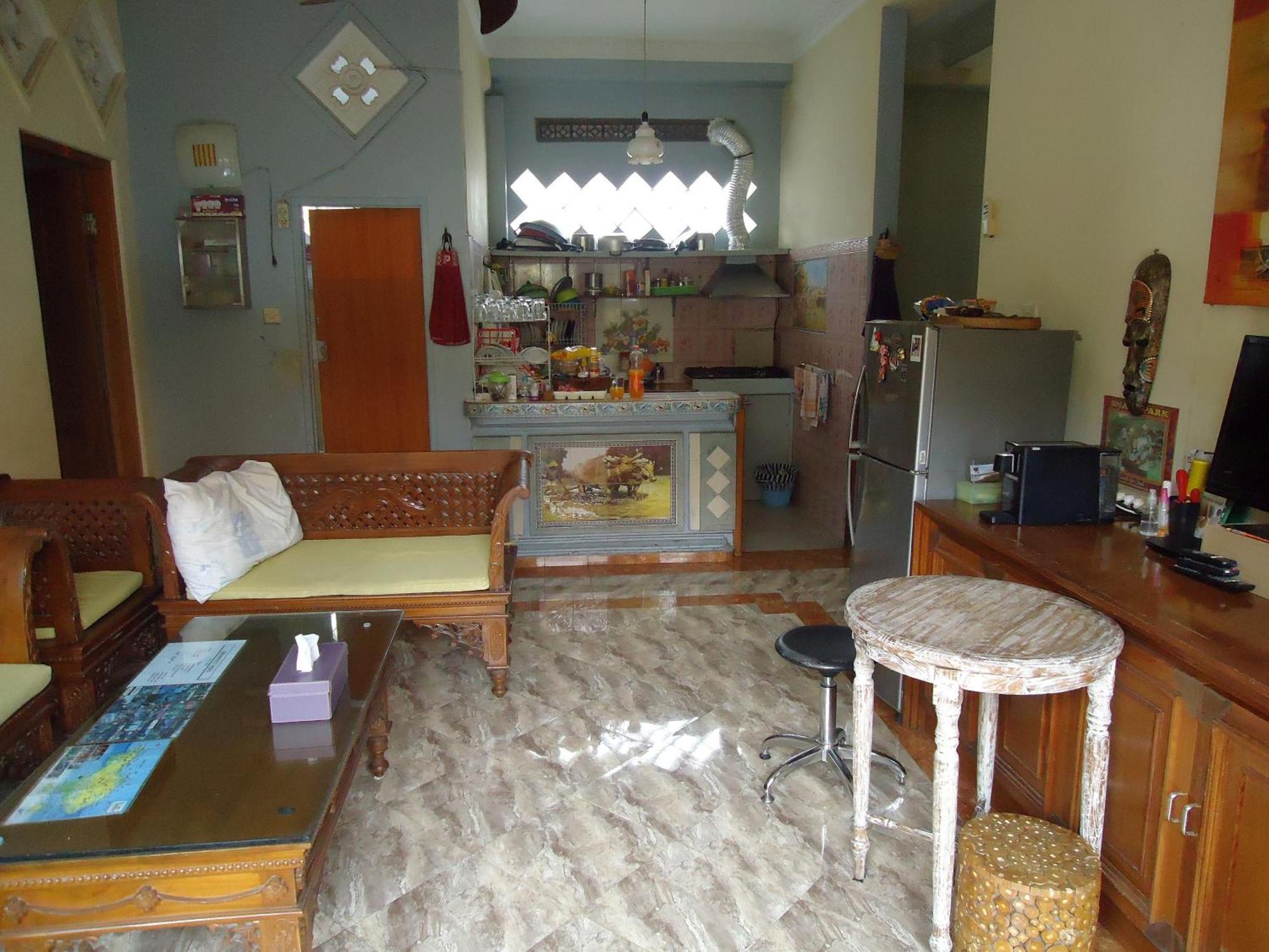 The Reinhold Guesthouse Bali Kerobokan Esterno foto